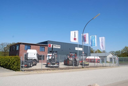 Neubau Nutzfahrzeughalle mit Bürotrakt / Veritruck